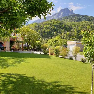  Apartment Oustal Frankreich